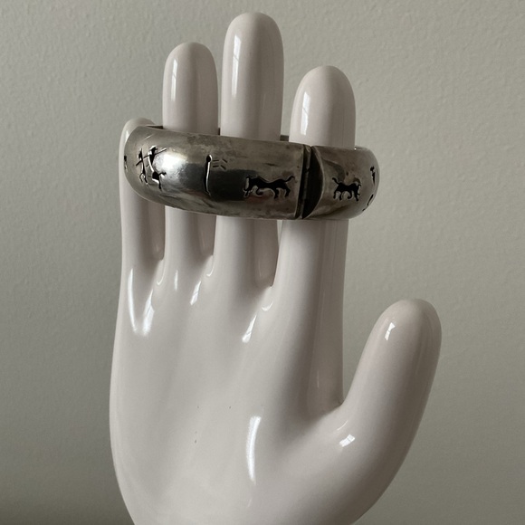 Vintage Sterling Silver 925 Hinged Bangle Bracelet - Picture 10 of 12